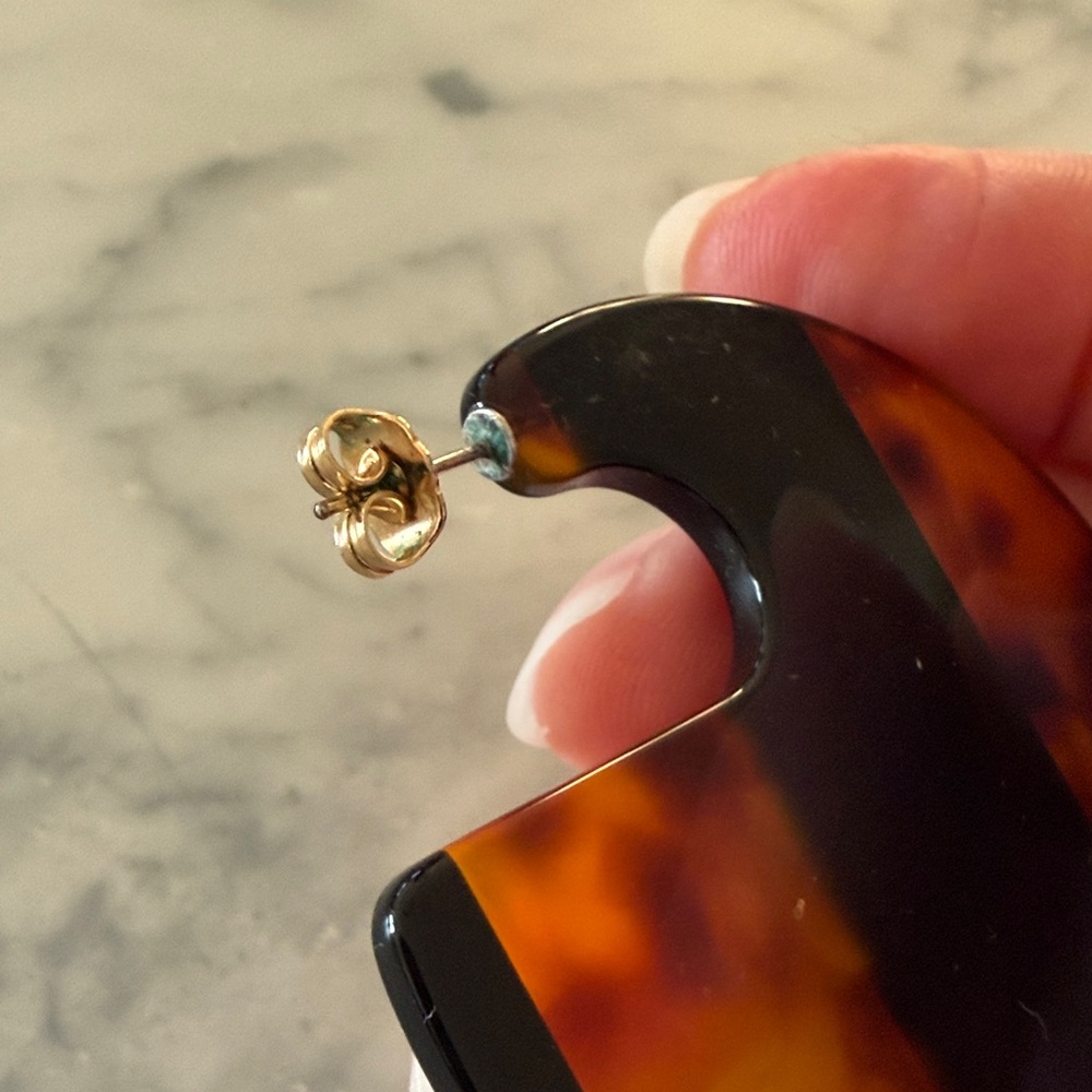 Rachel Comey Camille Tortoise Shell and Black Earrings - Picture 7 of 8